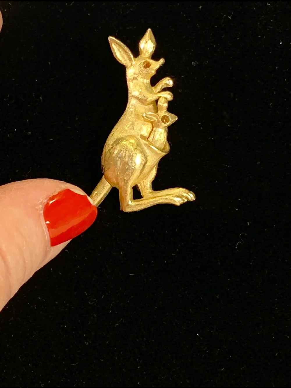 Vintage Avon Mechanical Kangaroo Brooch Pop Up Joey Articulated